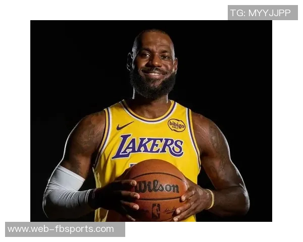 FIBA官方祝贺詹姆斯41岁生日感谢这位独一无二的篮球传奇