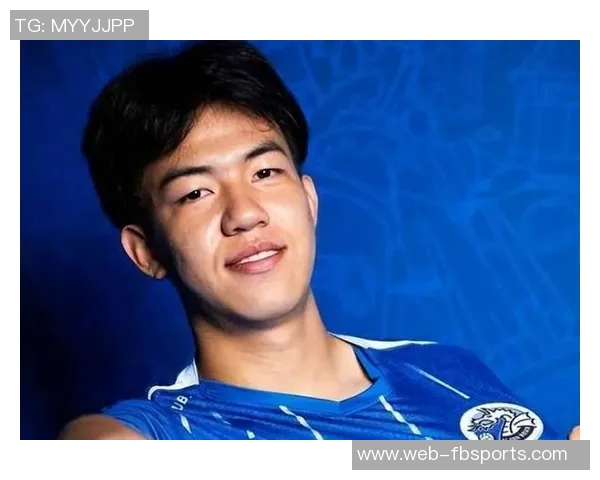 王博豪连续首发表现出色帮助邓伯什在荷乙赛中以5-2大胜对手 王博豪连续首发表现出色帮助邓伯什在荷乙赛中以5-2大胜对手