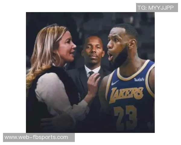 阿里纳斯调侃珍妮应感激布朗尼球衣销售足以支付老詹薪水