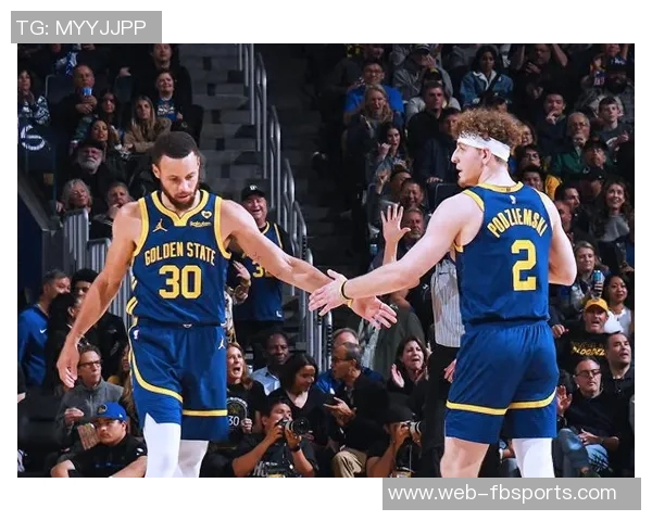 克莱替补表现回暖七投四中三分命中率高达五成贡献11分4板3助但出现关键失误